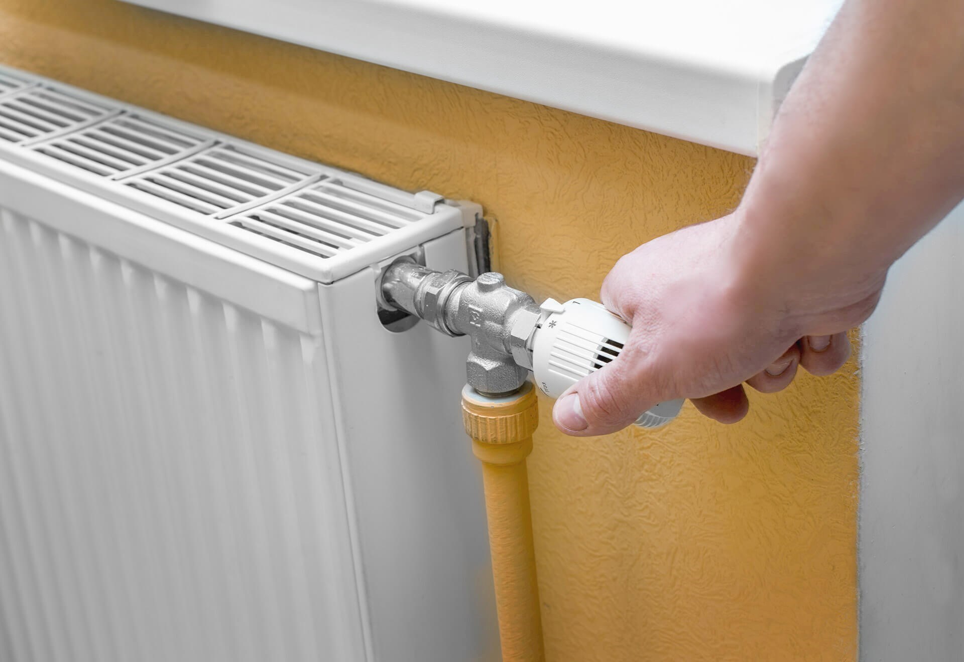 Temperatura a ser regulada no radiador a gás natural