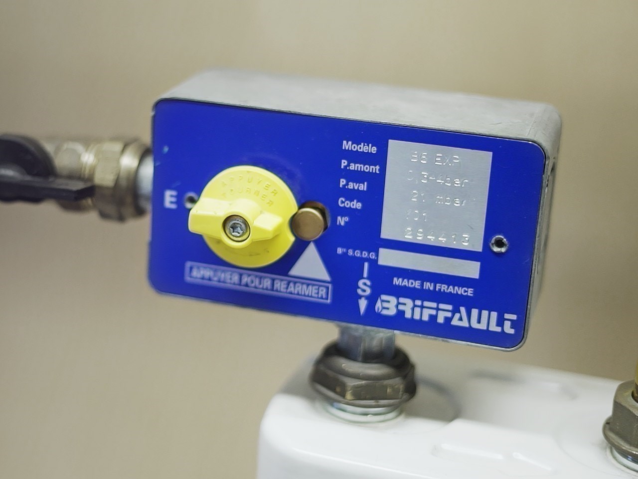 Redutor de gás natural - retangular azul